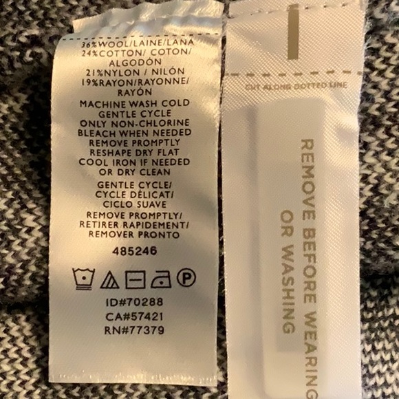 Patterned Sweater - Picture 6 of 6